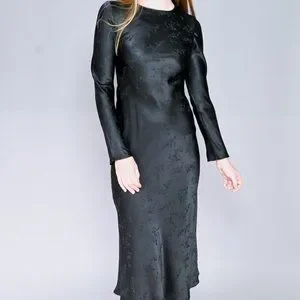 Realisation par owens dress discount